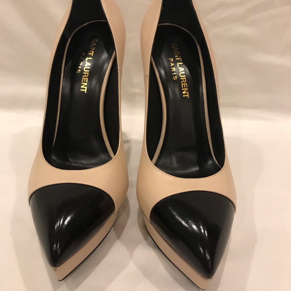 Saint Laurent Cream & Black pointy toe platforms